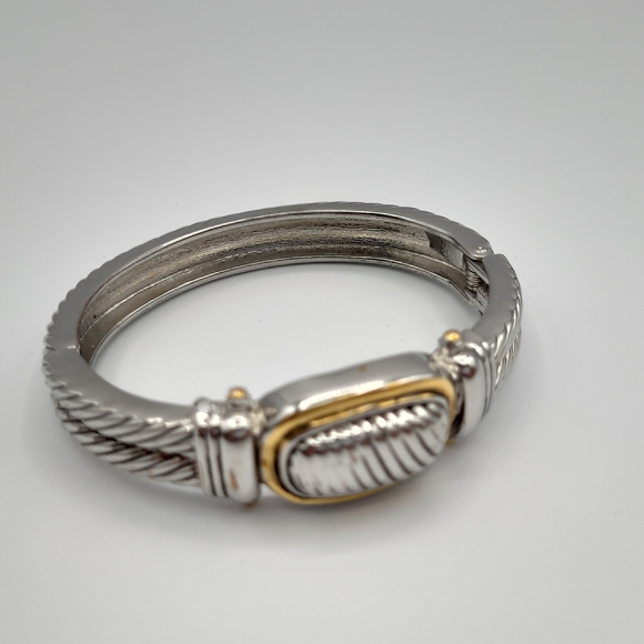 Vintage Two Tone Cable Hinged Bangle Bracelet Silver Gold Tone Chunky Cuff - Picture 9 of 14